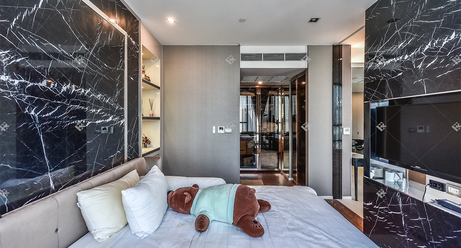For rent 1 bed condo in Sathon, Bangkok