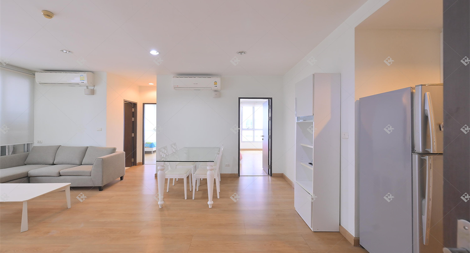 For rent 2 bedrooms condo in Khlong Toei, Bangkok