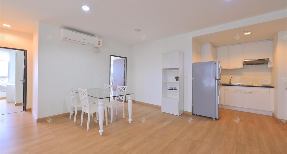 For rent 2 bedrooms condo in Khlong Toei, Bangkok