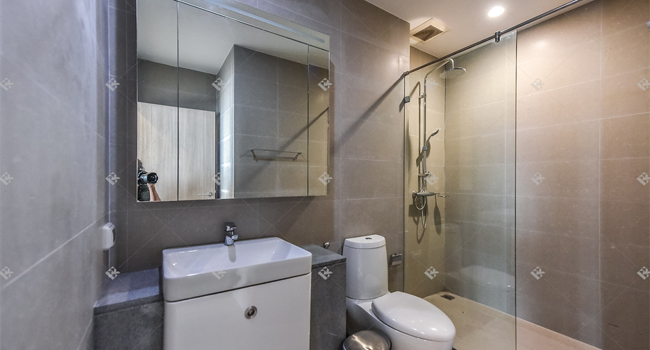 Wohnung zur Miete mit 2 Zimmer in Pathum Wan, Bangkok