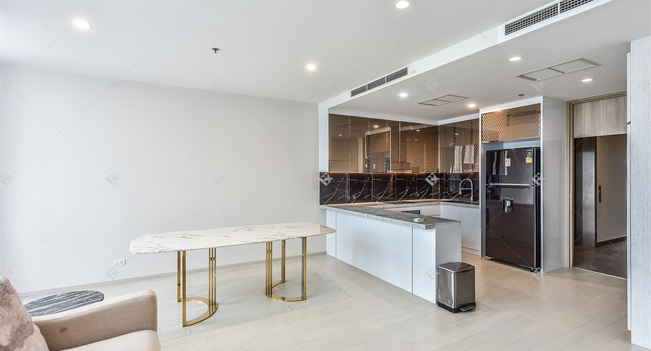 Wohnung zur Miete mit 2 Zimmer in Pathum Wan, Bangkok
