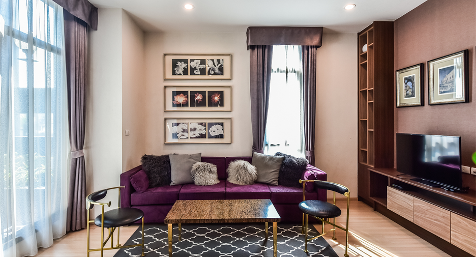 For rent 3 bedrooms condo in Watthana, Bangkok