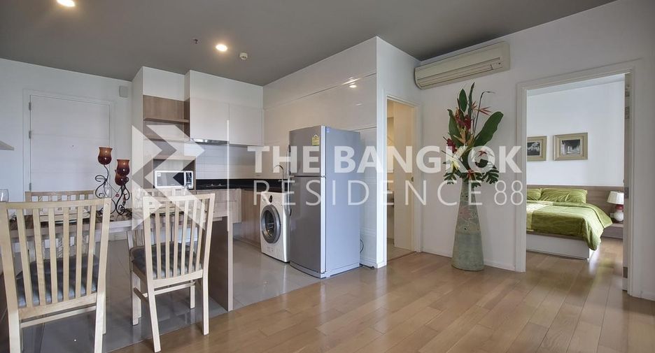 À louer 2 chambres condo à Watthana, Bangkok