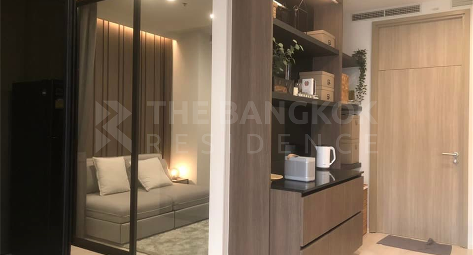 Wohnung zur Miete mit 2 Zimmer in Pathum Wan, Bangkok