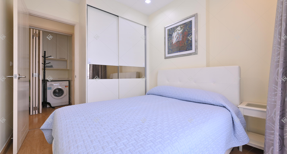 For rent 2 bedrooms condo in Phra Khanong, Bangkok