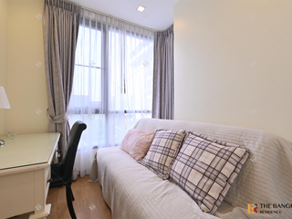 For rent 2 bedrooms condo in Phra Khanong, Bangkok