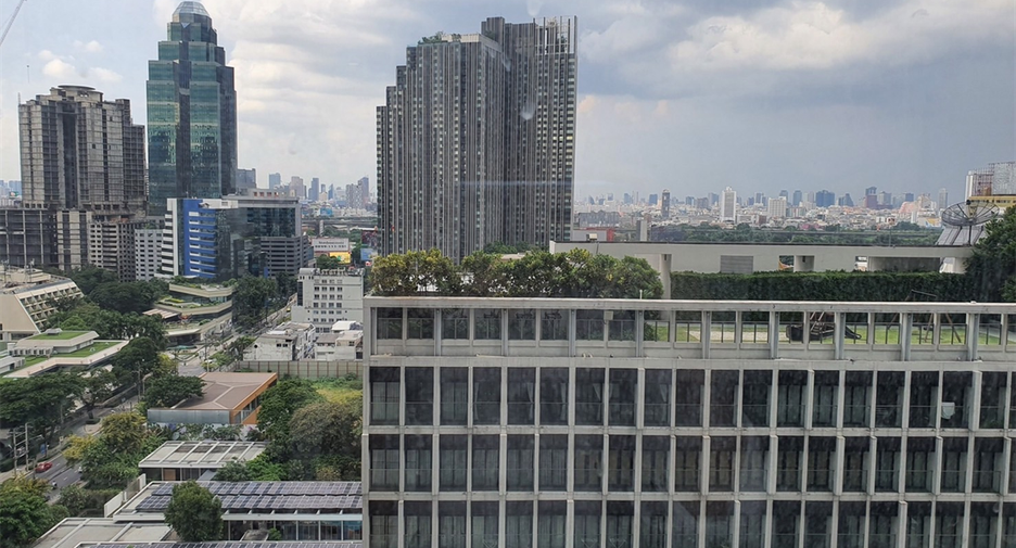 Wohnung zur Miete mit 2 Zimmer in Pathum Wan, Bangkok