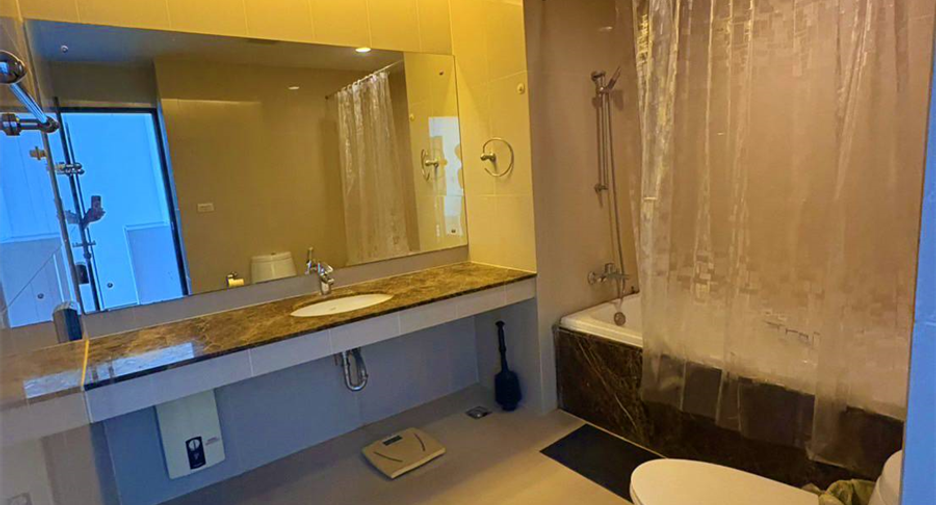 For rent 2 ベッドルーム condo in Watthana, Bangkok