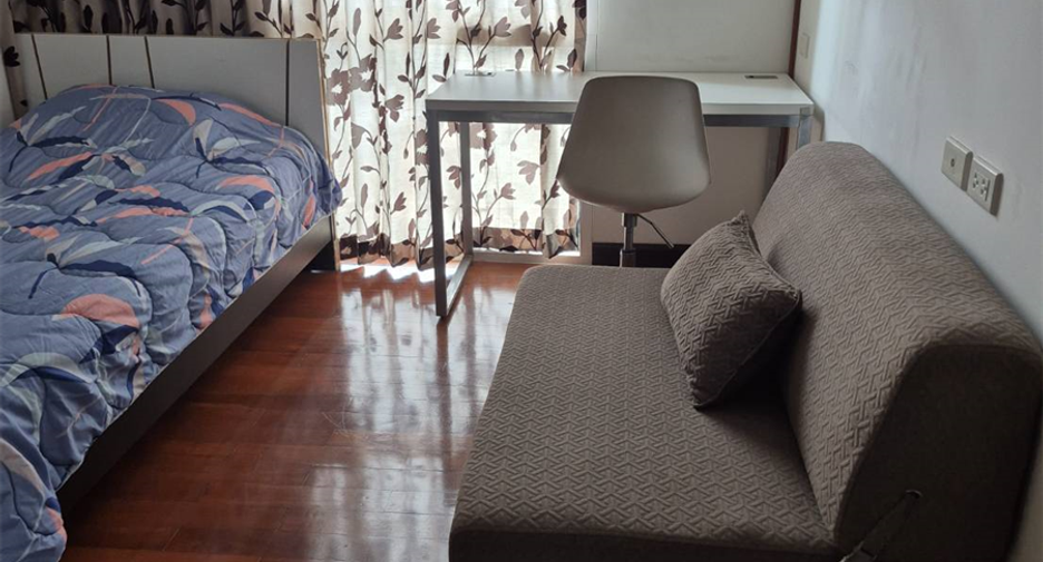 For rent 2 ベッドルーム condo in Watthana, Bangkok