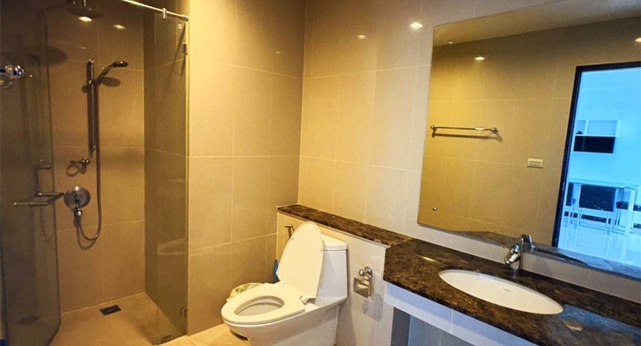 For rent 2 ベッドルーム condo in Watthana, Bangkok