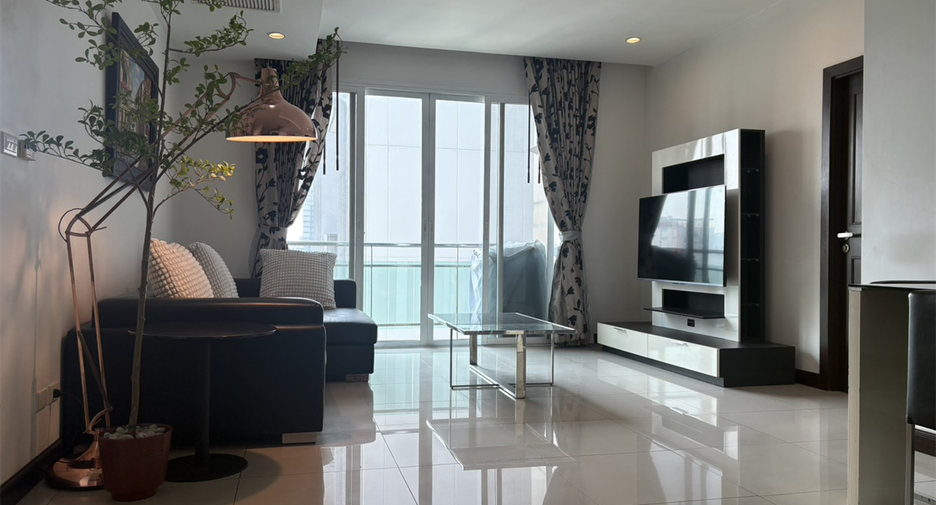 For rent 2 ベッドルーム condo in Watthana, Bangkok