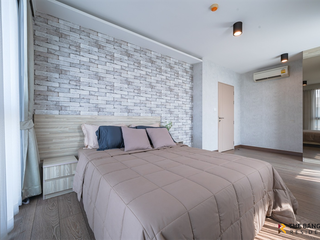 For rent 3 bedrooms condo in Phra Khanong, Bangkok