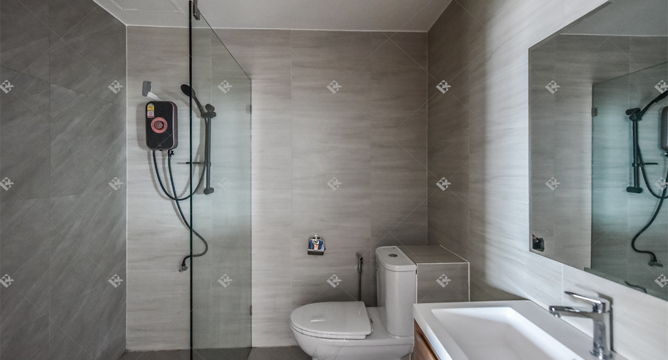 Condo en alquiler de 3 habitaciones en Sathon, Bangkok