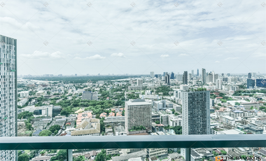 For rent 3 bedrooms condo in Sathon, Bangkok