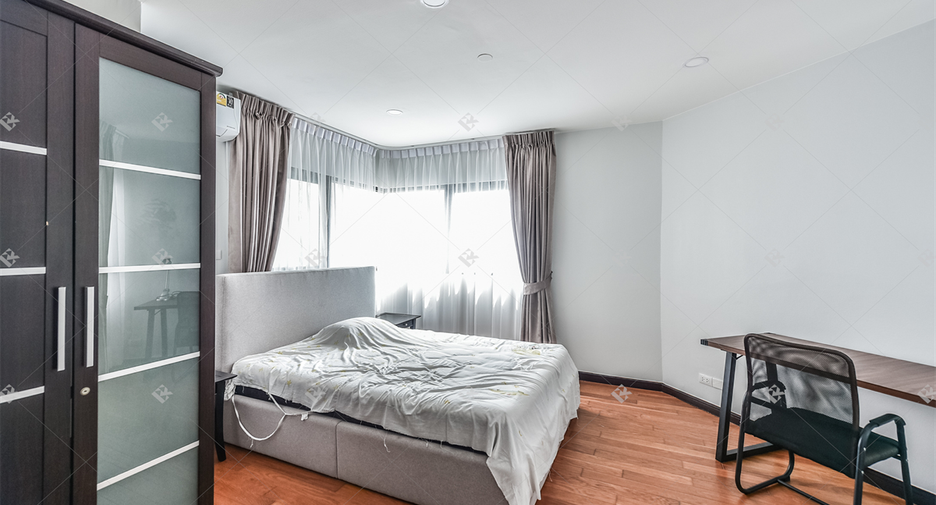 Condo en alquiler de 3 habitaciones en Sathon, Bangkok