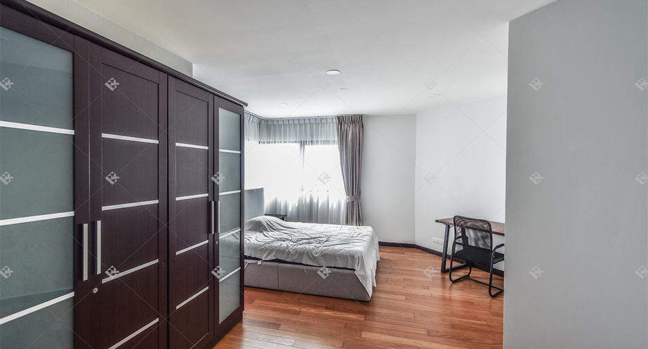 Condo en alquiler de 3 habitaciones en Sathon, Bangkok