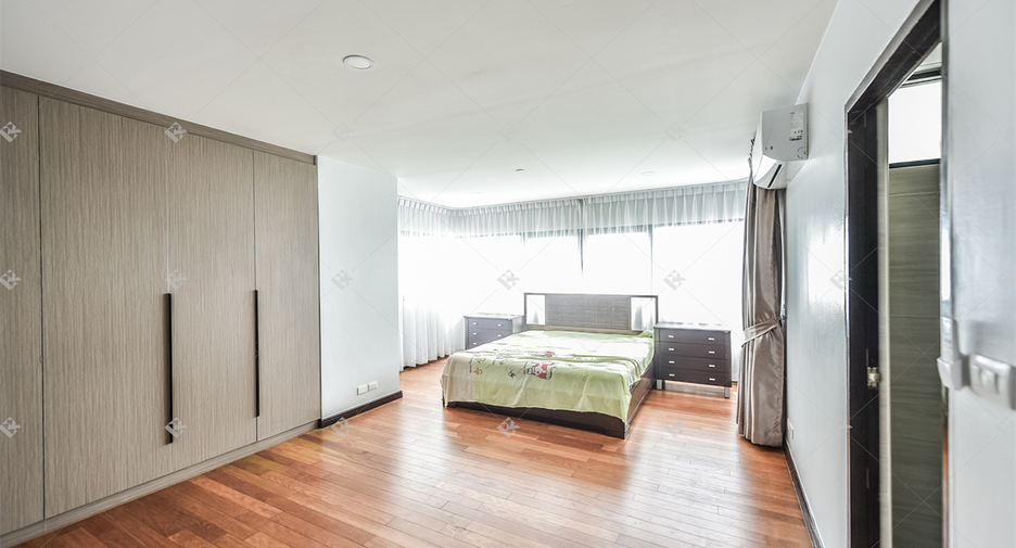 Condo en alquiler de 3 habitaciones en Sathon, Bangkok