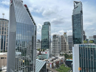 For rent 1 bed condo in Khlong Toei, Bangkok