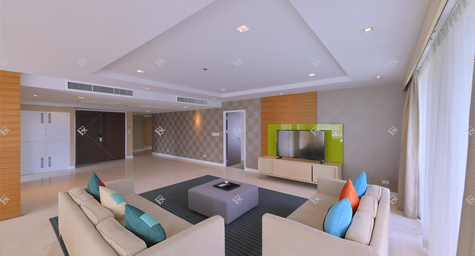 Wohnung zur Miete mit 3 Zimmer in Pathum Wan, Bangkok