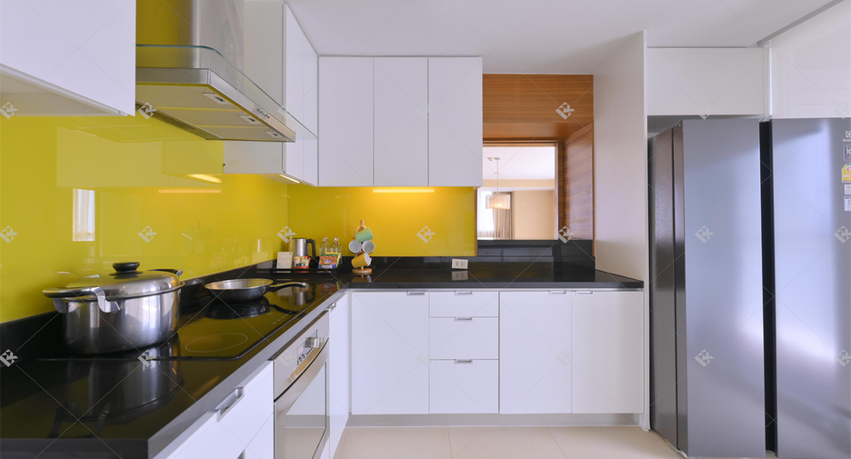 Wohnung zur Miete mit 3 Zimmer in Pathum Wan, Bangkok