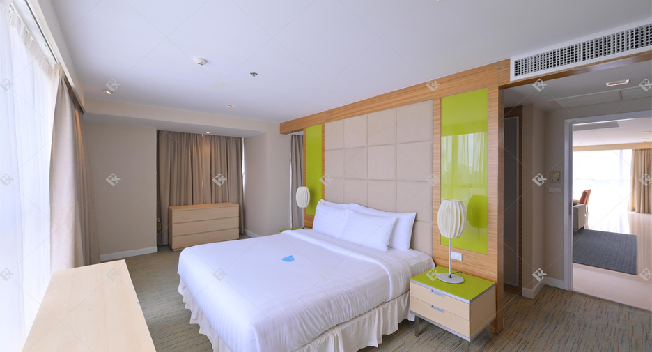Wohnung zur Miete mit 3 Zimmer in Pathum Wan, Bangkok
