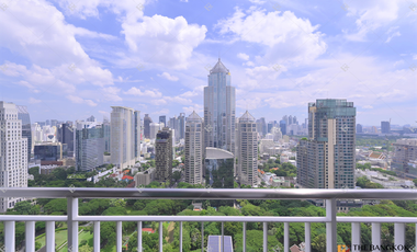 For rent 3 bedrooms condo in Pathum Wan, Bangkok