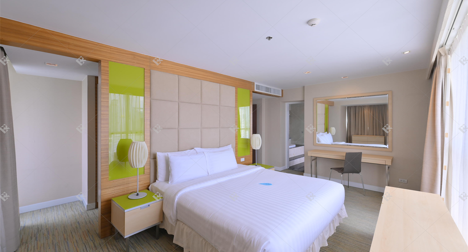 Wohnung zur Miete mit 3 Zimmer in Pathum Wan, Bangkok