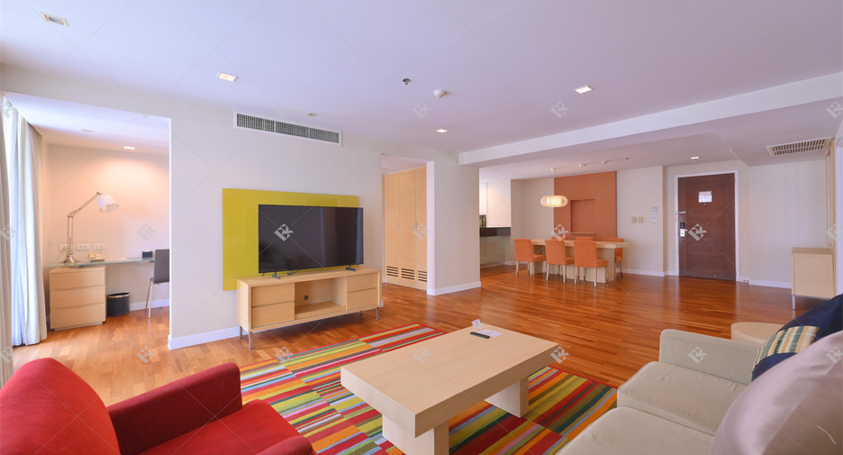 Wohnung zur Miete mit 3 Zimmer in Pathum Wan, Bangkok