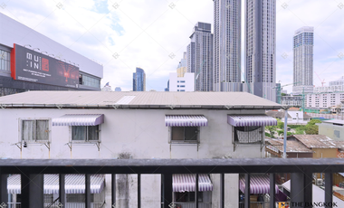 Wohnung zur Miete mit 2 Zimmer in Watthana, Bangkok