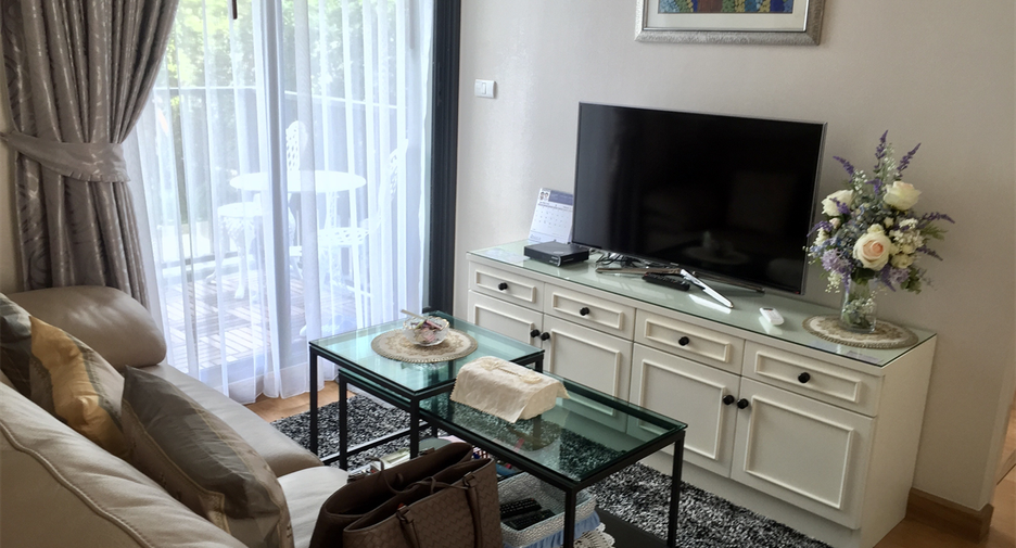 Wohnung zur Miete mit 2 Zimmer in Phra Khanong, Bangkok