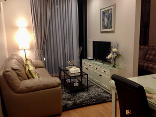 For rent 2 bedrooms condo in Phra Khanong, Bangkok