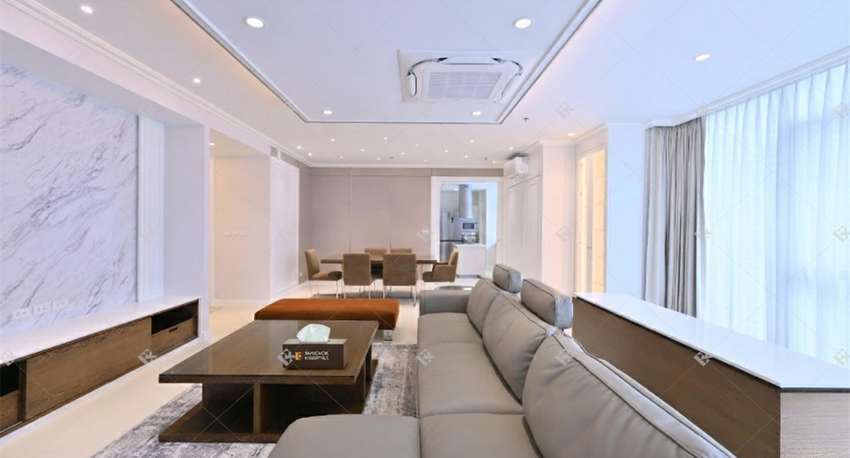 For rent 3 bedrooms condo in Pathum Wan, Bangkok