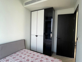 À louer 2 chambres condo à Khlong San, Bangkok