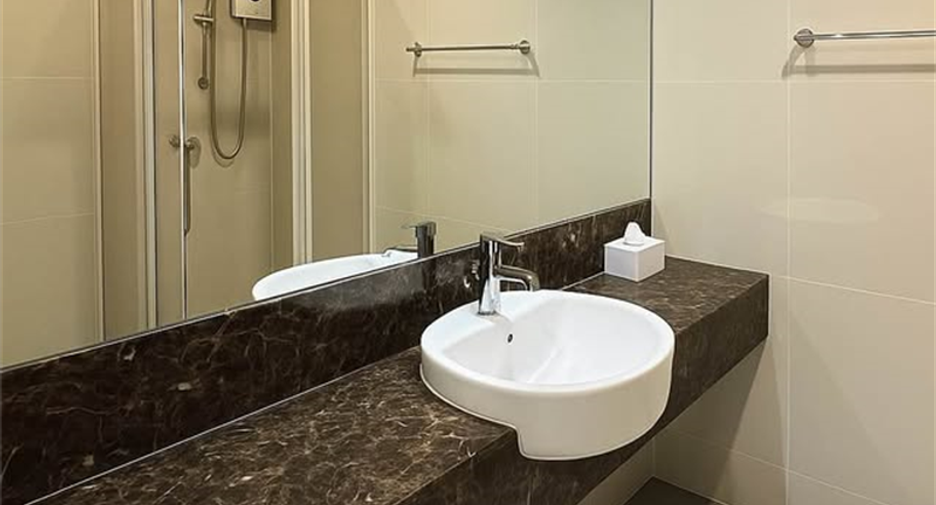 Wohnung zur Miete mit 2 Zimmer in Khlong Toei, Bangkok