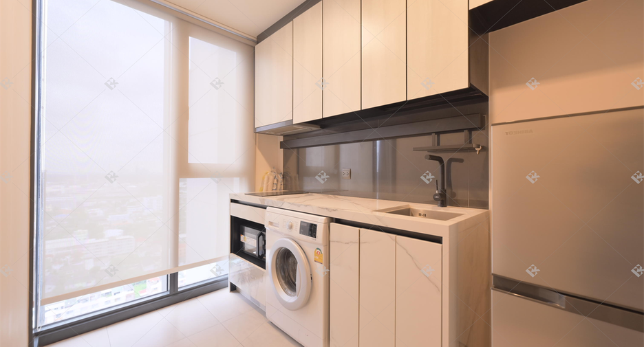 For rent 1 bed condo in Phra Khanong, Bangkok