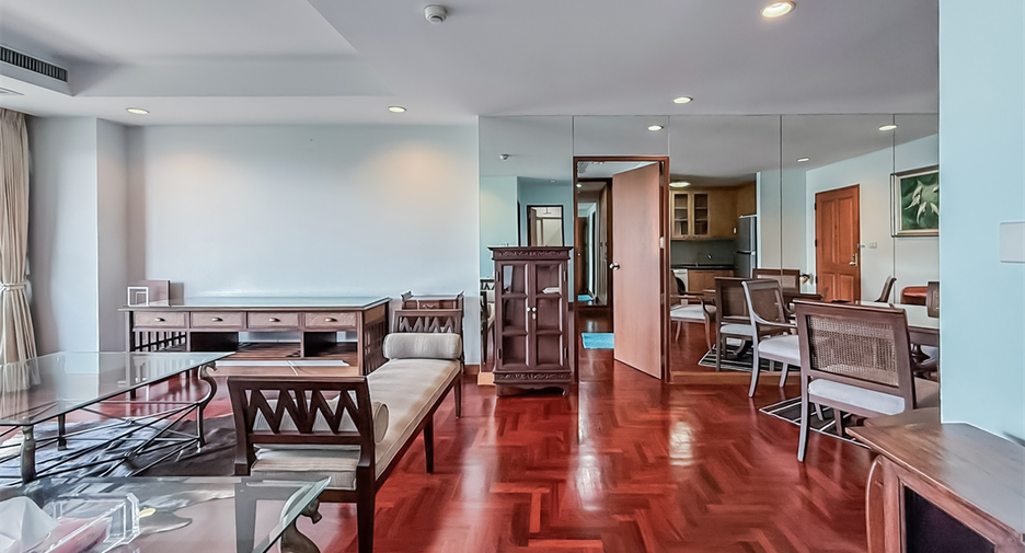 Wohnung zur Miete mit 2 Zimmer in Yan Nawa, Bangkok