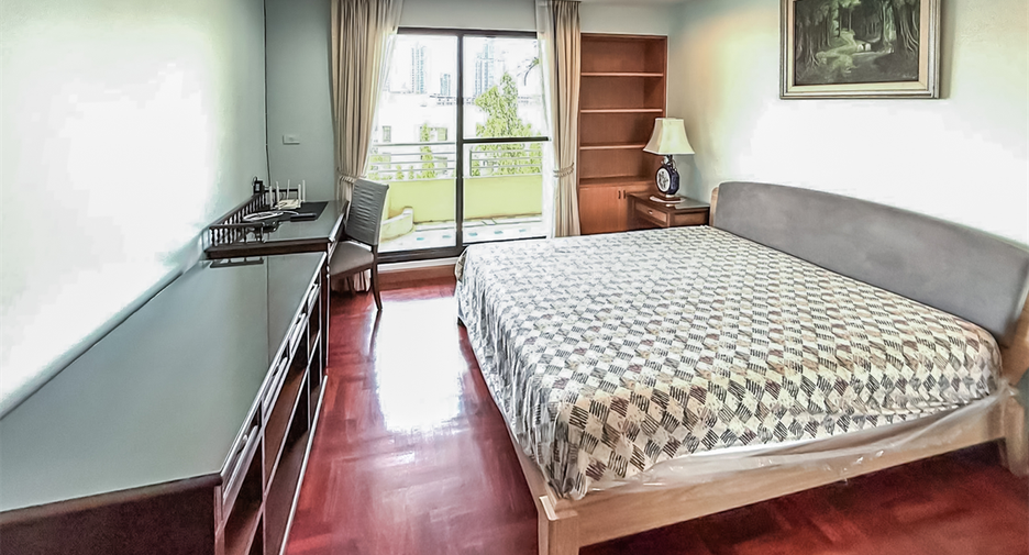 Wohnung zur Miete mit 2 Zimmer in Yan Nawa, Bangkok