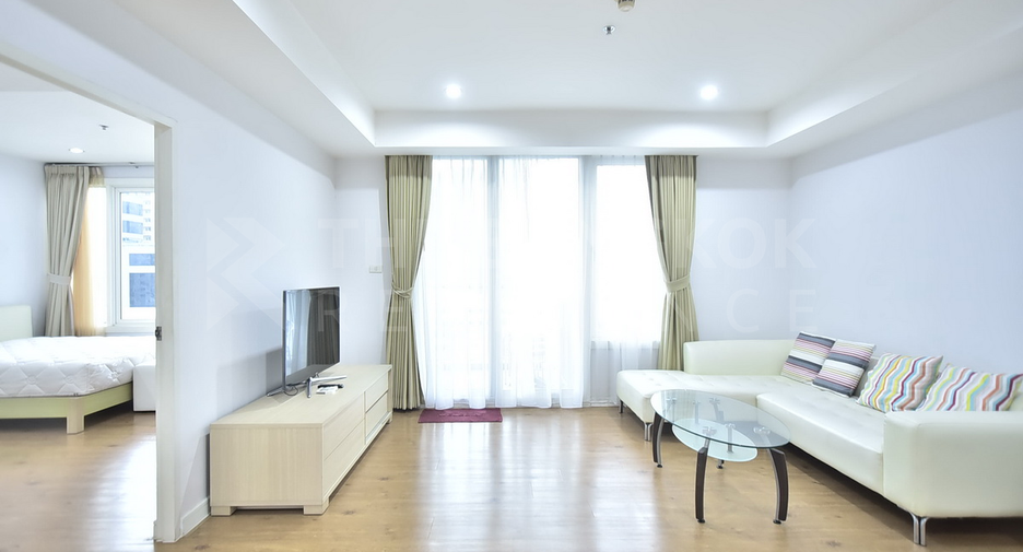 For rent 2 bedrooms condo in Khlong Toei, Bangkok