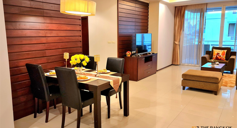 À louer 2 chambres condo à Watthana, Bangkok