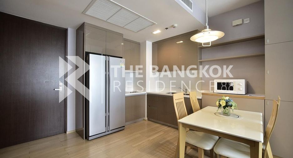 For rent 2 bedrooms condo in Khlong Toei, Bangkok