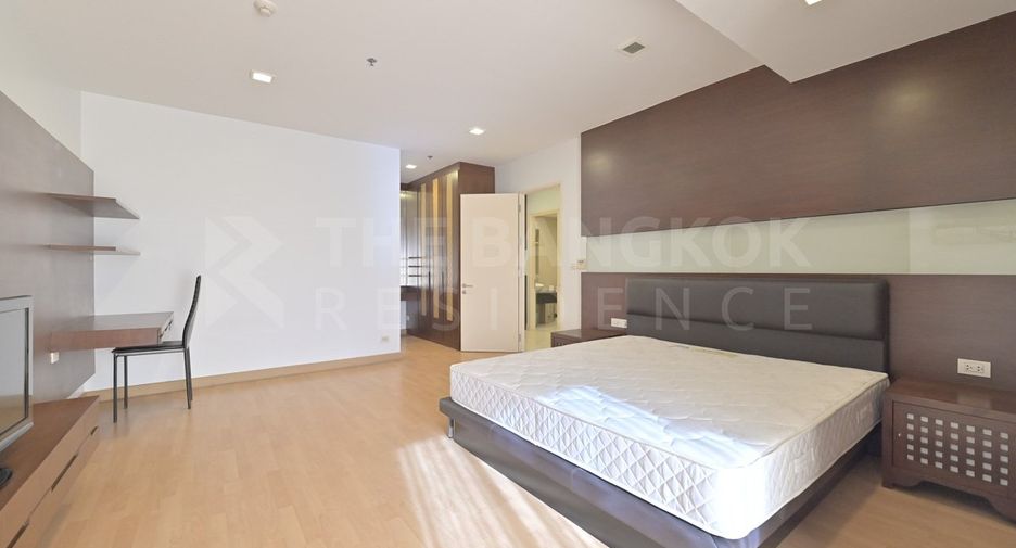 Condo en alquiler de 2 habitaciones en Khlong Toei, Bangkok