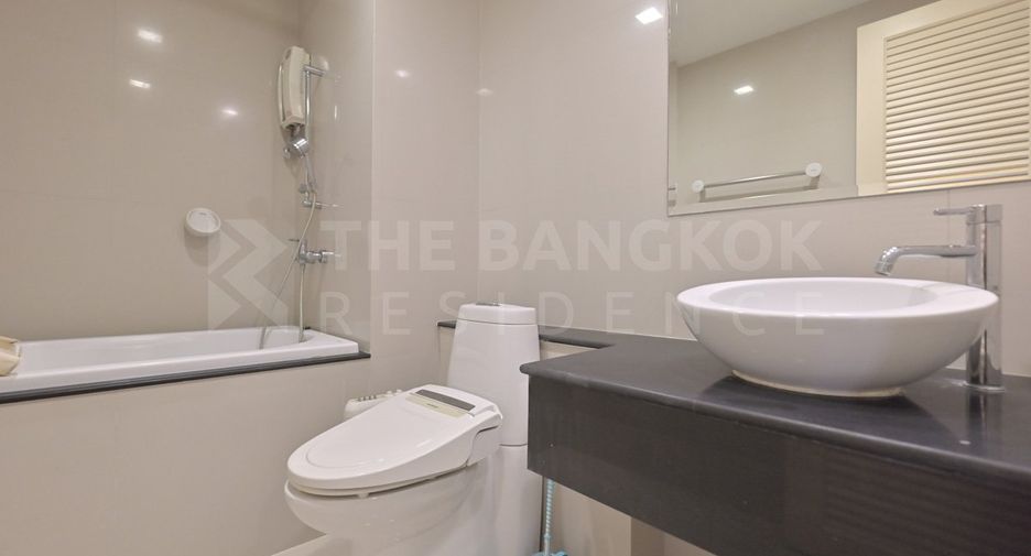 Condo en alquiler de 2 habitaciones en Khlong Toei, Bangkok
