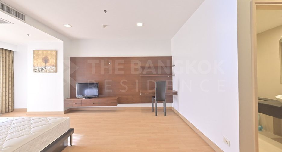 Condo en alquiler de 2 habitaciones en Khlong Toei, Bangkok