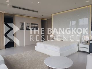 For rent 3 bedrooms condo in Pathum Wan, Bangkok