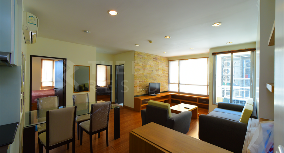 For rent 2 bedrooms condo in Khlong Toei, Bangkok