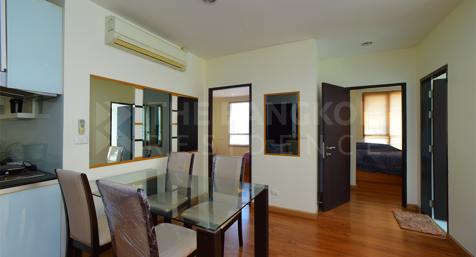 For rent 2 bedrooms condo in Khlong Toei, Bangkok