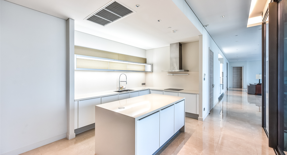 Wohnung zur Miete mit 4 Zimmer in Pathum Wan, Bangkok