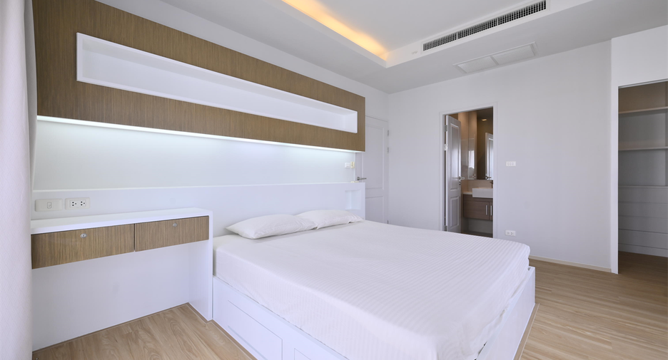 Condo en alquiler de 1 habitaciones en Khlong Toei, Bangkok