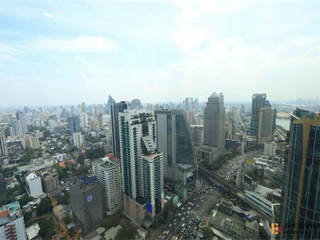 À louer 3 chambres condo à Khlong Toei, Bangkok
