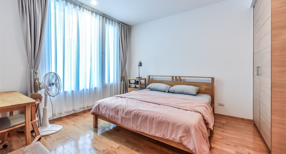 For rent 1 bed condo in Sathon, Bangkok